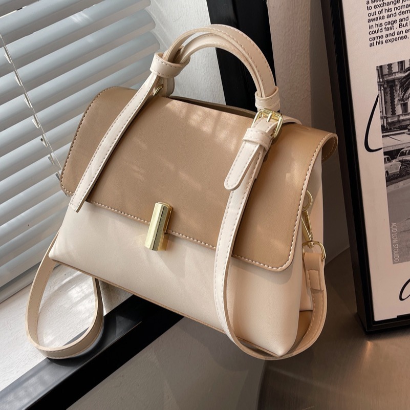 This year's popular women's bags: The 2025 new versatile summer single-shoulder crossbody bag with a high-quality hand-held small square bag details Picture