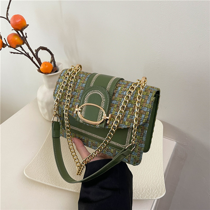 Chanel chain bag, stylish 2025 new style small bag, women's crossbody single-shoulder bag, hand-held woven bag full figure