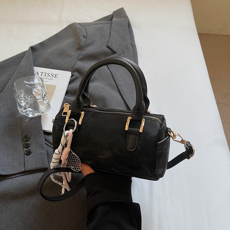 Retro and simple cylindrical handbag for women, 2025 new style, fashionable and versatile single-shoulder bag, crossbody commuting Boston bag Specification drawing
