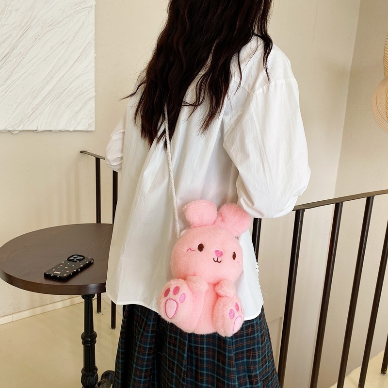 New cartoon plush rabbit bag, cute children's single-shoulder crossbody mini toy bag, fashionable and versatile crossbody bag details Picture
