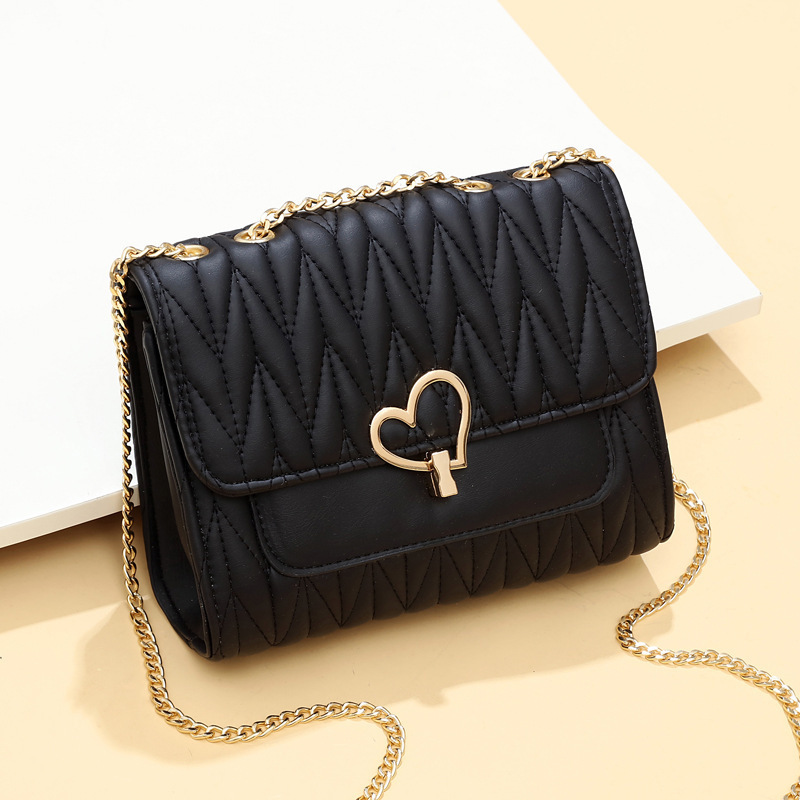 This year, the 2023 new trendy and fashionable chain crossbody bag and small square bag for women's summer is in vogue Specification drawing