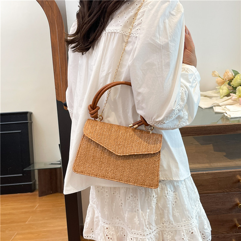 Simple and small square bag for women, new summer 2025 fashion solid color single-shoulder bag, casual handbag, retro crossbody bag Specification drawing