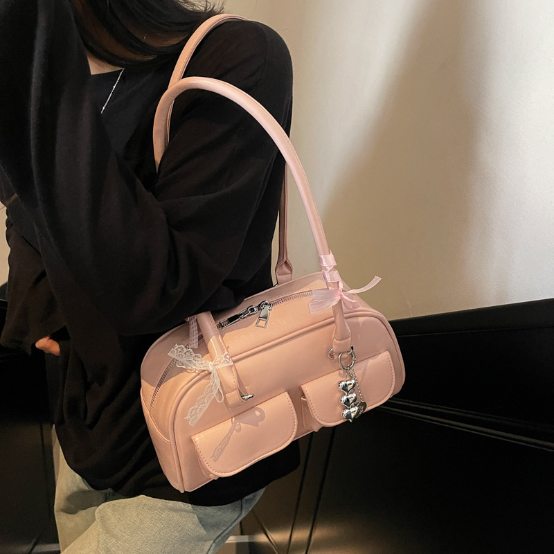 High-end commuter handbag 2025 Spring/Summer large-capacity single-shoulder underarm bag Versatile double-pocket Boston bag Specification drawing