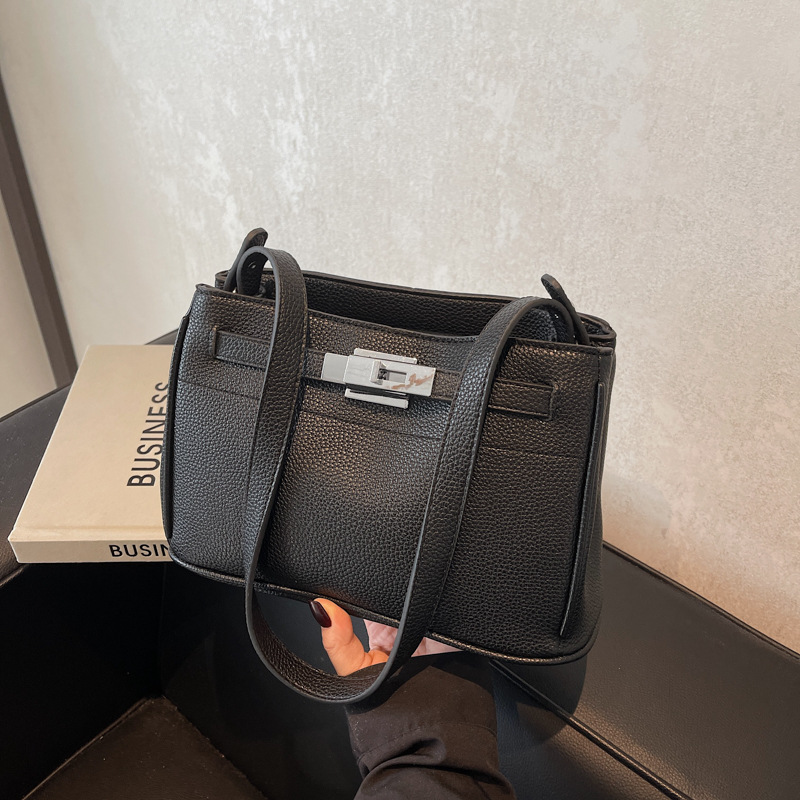 Retro bag, large-capacity underarm bag, 2025 new casual single-shoulder crossbody bag, fashionable and versatile commuter Kelly bag details Picture