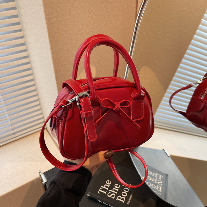 Korean style Instagram niche design, fashionable and simple, bow design, light luxury single-shoulder crossbody bag, hand-held ladies' small bag details Picture