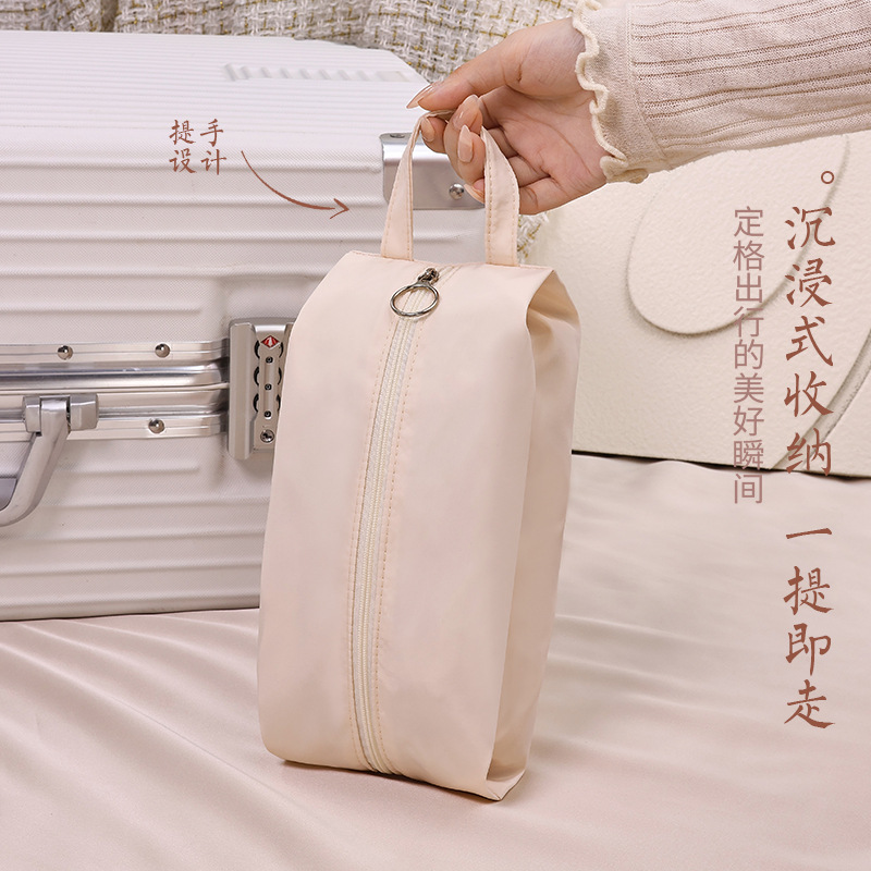 Wholesale of underwear storage bags, travel storage bags, portable underwear and bras, business trip and travel luggage sorting and organizing bags Application Scenario