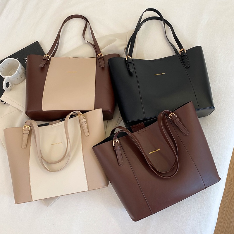 New Korean-style multi-color large-capacity tote bag for women, a fashionable hand-carry casual spring bag for women, and a stylish single-shoulder bag Application Scenario