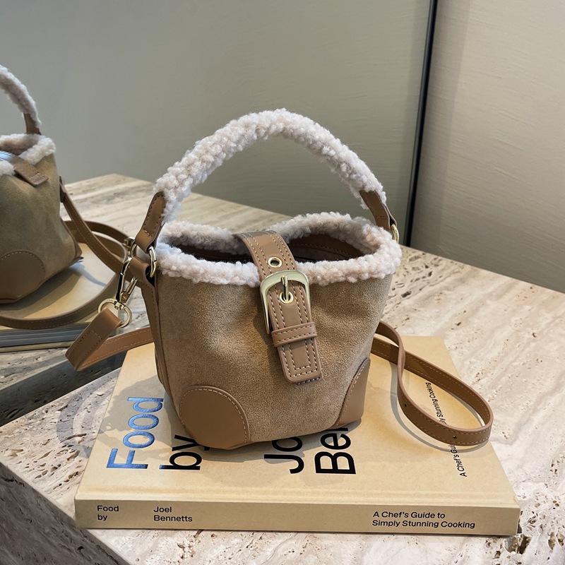 Lambskin mini bucket bag, Maillard suede retro handbag, 2024 new style, fashionable single-shoulder crossbody small bag details Picture