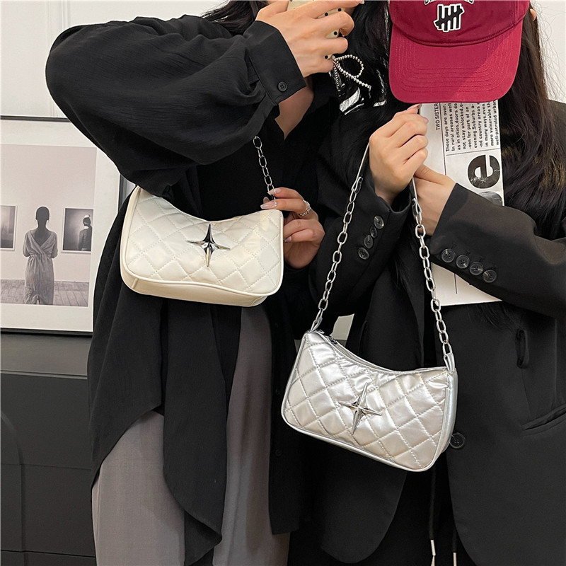 A stylish solid-color embroidered quilted underarm bag for 2024, featuring a casual design and a trendy chain single-shoulder women's bag details Picture