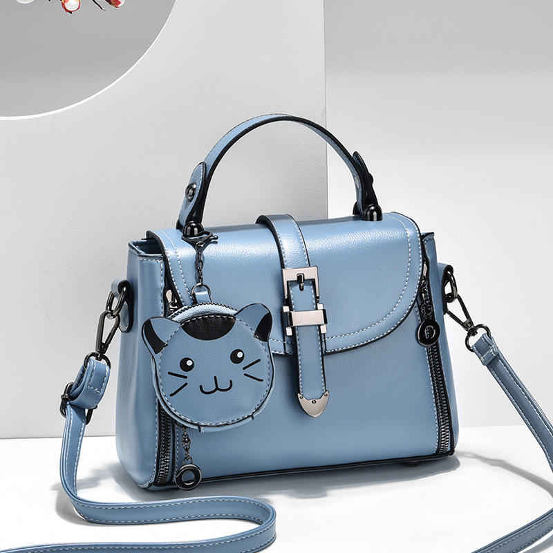 Factory wholesale PU women's bags 2022 new style casual small square bag, trendy and fashionable single-shoulder bag, simple and versatile crossbody full figure