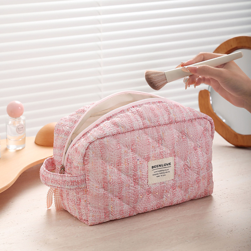 New Xiu Meng multi-functional storage bag, small chanel-style makeup bag, large-capacity high-end cosmetics storage bag wholesale details Picture