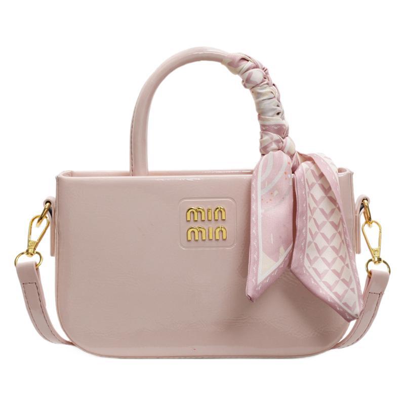 A stylish and light luxury handbag for women, a new 2025 trendy bestseller crossbody bag, a casual and versatile single-shoulder underarm bag Item Picture