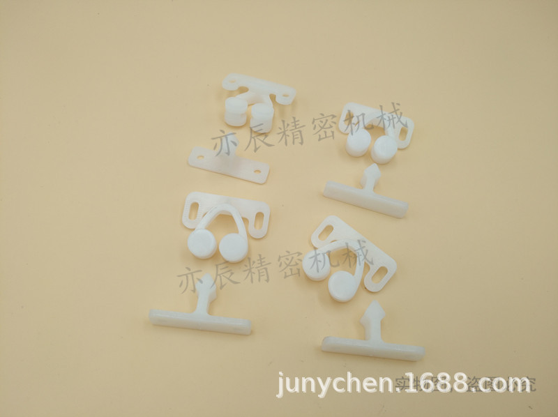 RC6901 roller touch beads are durable and high-strength plastic door magnetic door attraction Application Scenario