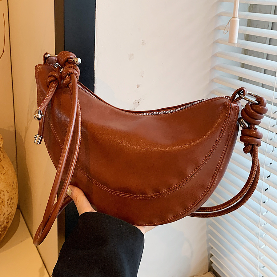 Retro design Maillard fashion trend versatile single-shoulder bag for women 2025 new style High-end crossbody dumpling bag full figure