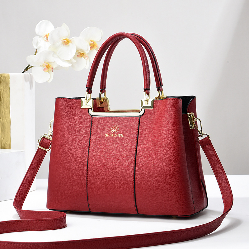Wedding red bag 2024 New style fashionable hand-held large bag, Korean version large capacity single-shoulder crossbody bag, middle-aged mom bag full figure