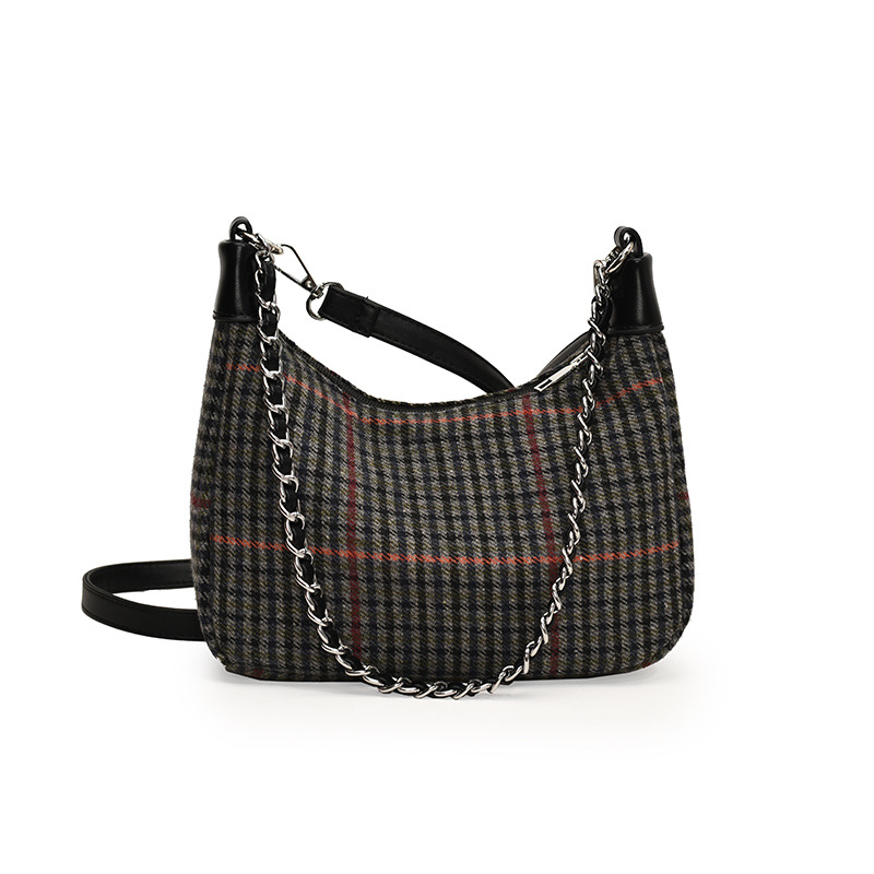 High-end quality bag, women's large-capacity 2024 new casual and niche design crossbody bag, chain commuting dumpling bag Item Picture