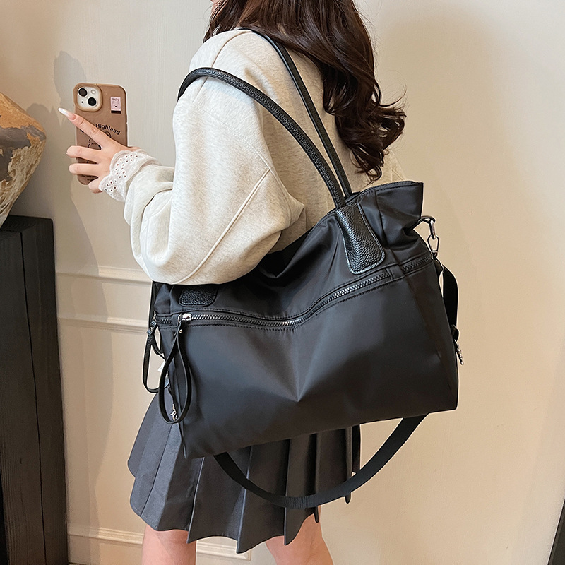 Retro, fashionable, casual, large-capacity tote bag for women in spring 2025, a trendy and versatile single-shoulder bag for commuting women Specification drawing