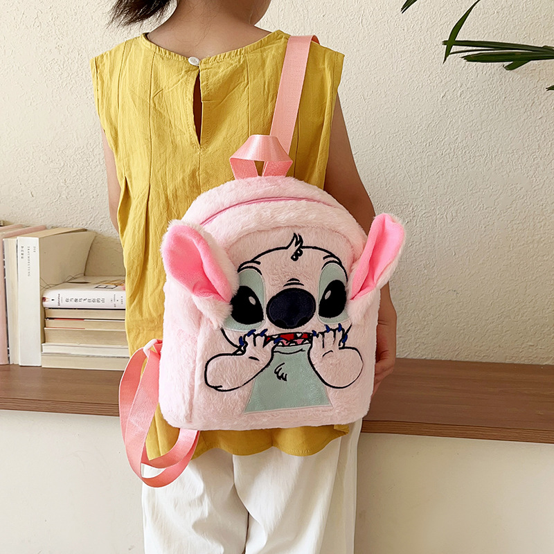 New Japanese-style ins plush toy backpack, large capacity, cute and girlish plush toy backpack, cross-border version Application Scenario