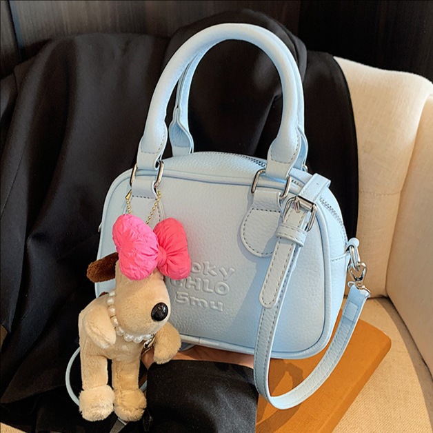 Korean style simple and elegant hand-held pillow bag for women 2025 new style, high-end, versatile and fashionable commuting single-shoulder crossbody bag full figure