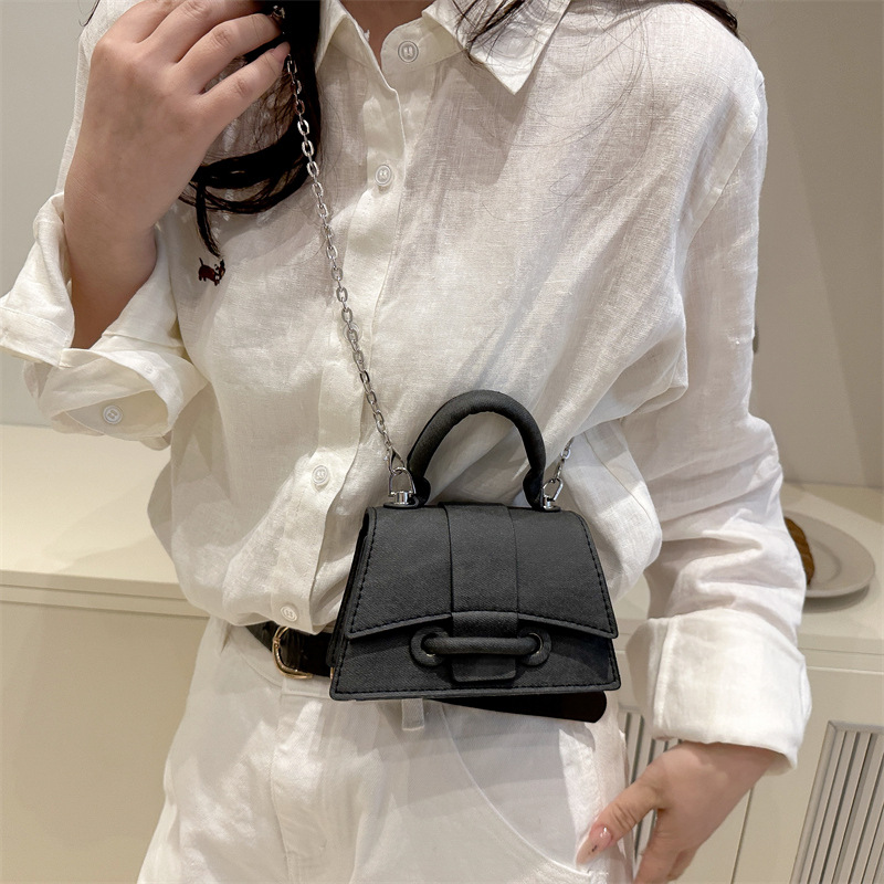 In 2025, come with a new summer fashion, simple and casual solid color, stylish and fashionable hand-held, crossbody and single-shoulder small square women's bag Specification drawing
