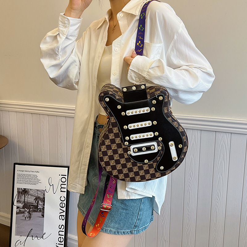 Personalized guitar bag 2024 New Korean style fashionable rivet single-shoulder bag, ins women's small backpack spliced crossbody bag details Picture