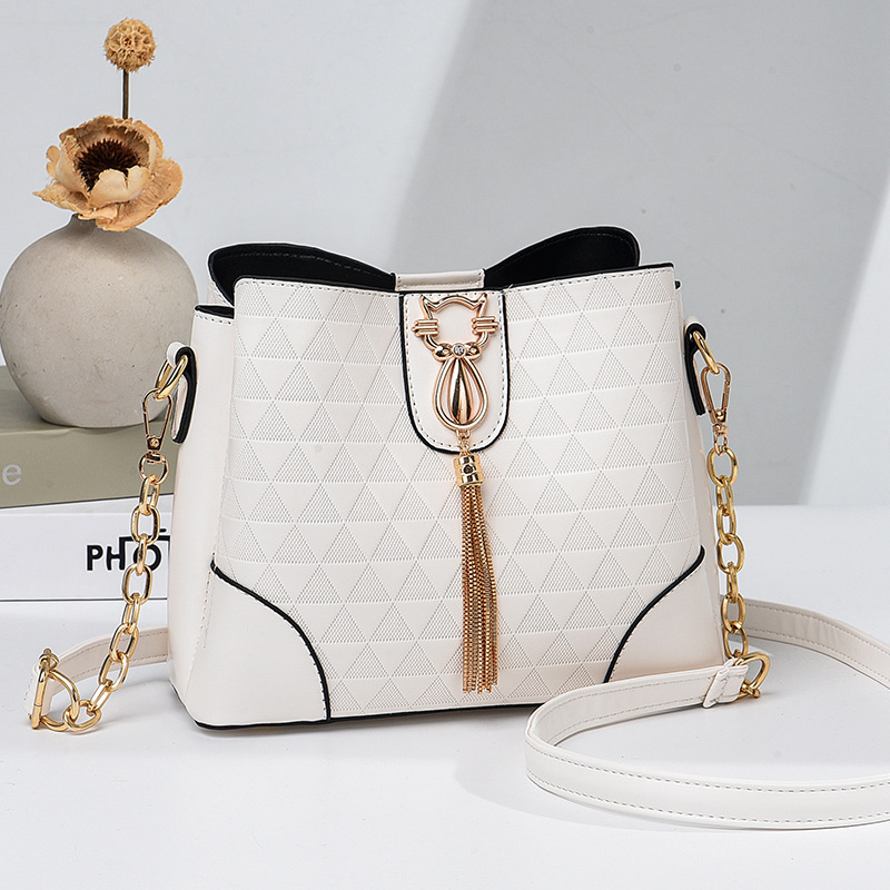 A large-capacity small bag for women, a new trendy and fashionable niche internet-famous bucket bag, a versatile single-shoulder crossbody bag full figure
