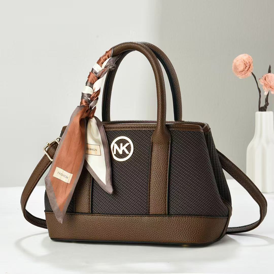 One-piece consignment export simple and high-end style linen pattern contrasting color single-shoulder bag, elegant, simple, retro and trendy crossbody bag details Picture
