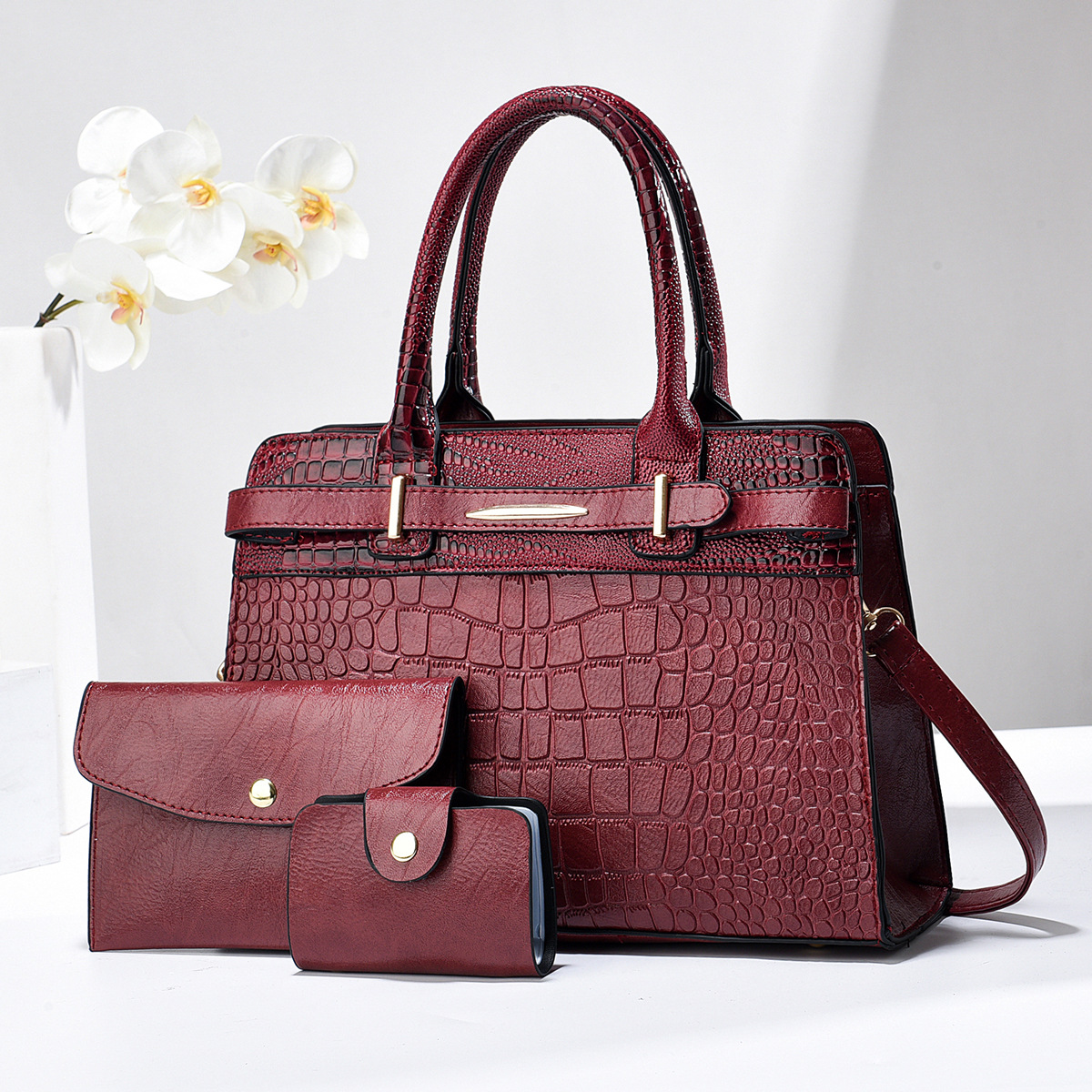 Trendy women's bag, retro lady's single-shoulder handbag, 2024 new large-capacity fashionable crossbody three-piece set, mother and child bag details Picture