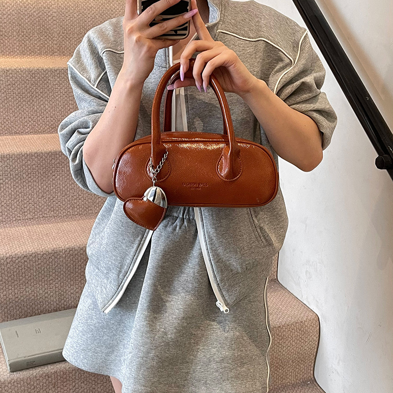 Retro lychee pattern handbag for women, 2025 new fashionable and niche Boston bag, versatile commuting single-shoulder crossbody bag details Picture