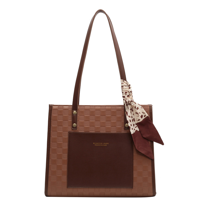 Cross-border checkered casual and versatile single-shoulder underarm bag for women, new large-capacity commuter tote bag for women's handbag Item Picture