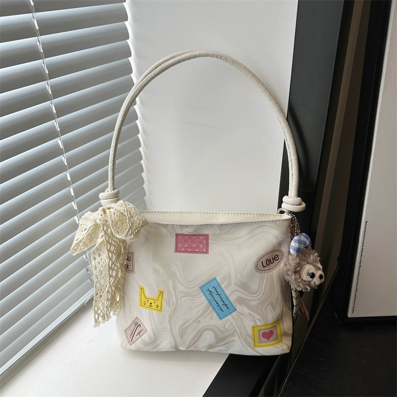 Casual and stylish bucket bag 2025 Spring New Style, trendy and niche design, ladies' stylish single-shoulder crossbody bag full figure