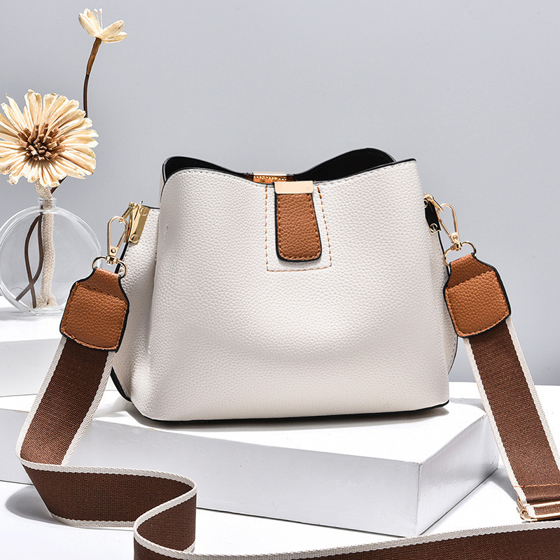 2023 Women's Quality crossbody bag, 2022 new soft leather multi-layer large capacity, elegant and versatile commuter handbag details Picture
