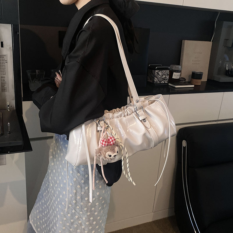 High-end underarm pleated dumpling bag 2025 new trendy and fashionable single-shoulder bag, Korean style simple and versatile crossbody bag Specification drawing