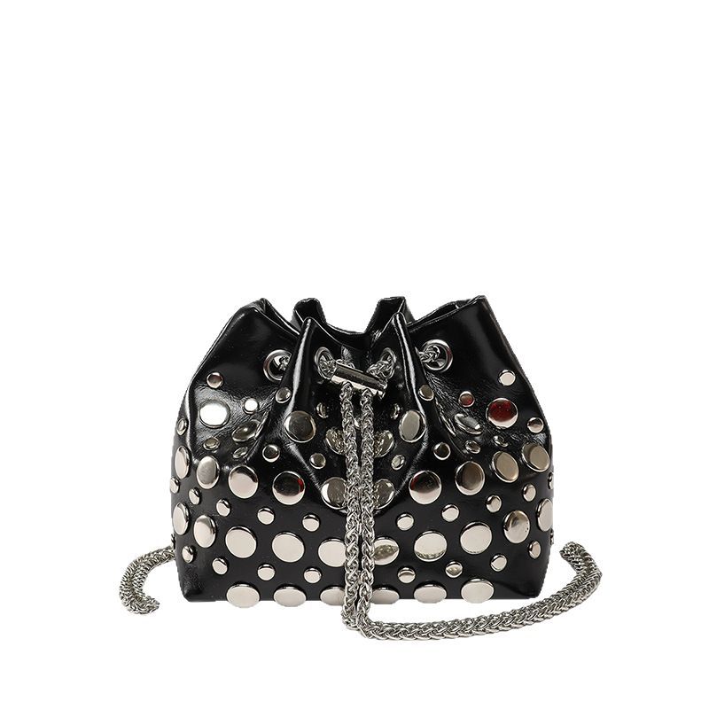 Cross-border trendy drawstring bucket bag for women, 2025 new rivet commuter single-shoulder bag, high-end and versatile crossbody bag Item Picture
