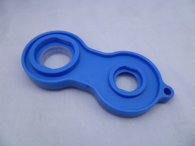 The bubbler wrench, faucet outlet wrench, disassembly, assembly, maintenance and cleaning tools are available on all four sides Application Scenario
