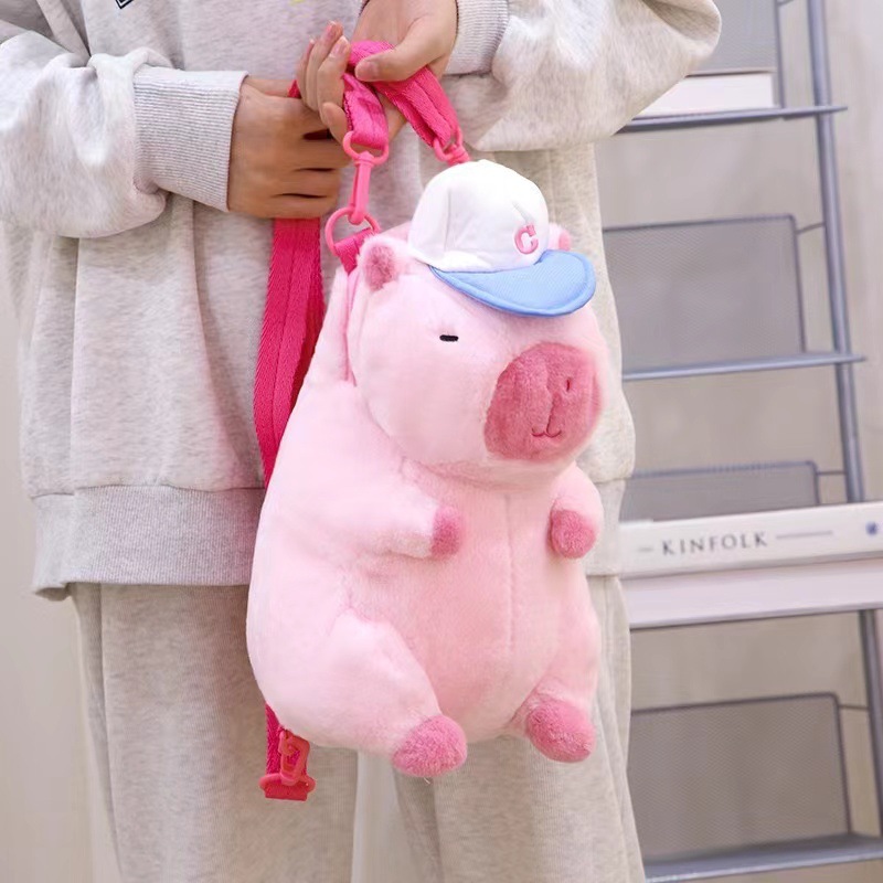 New Capibara sports Capybara backpack, Capibara doll bag, plush toy single-shoulder doll bag Specification drawing