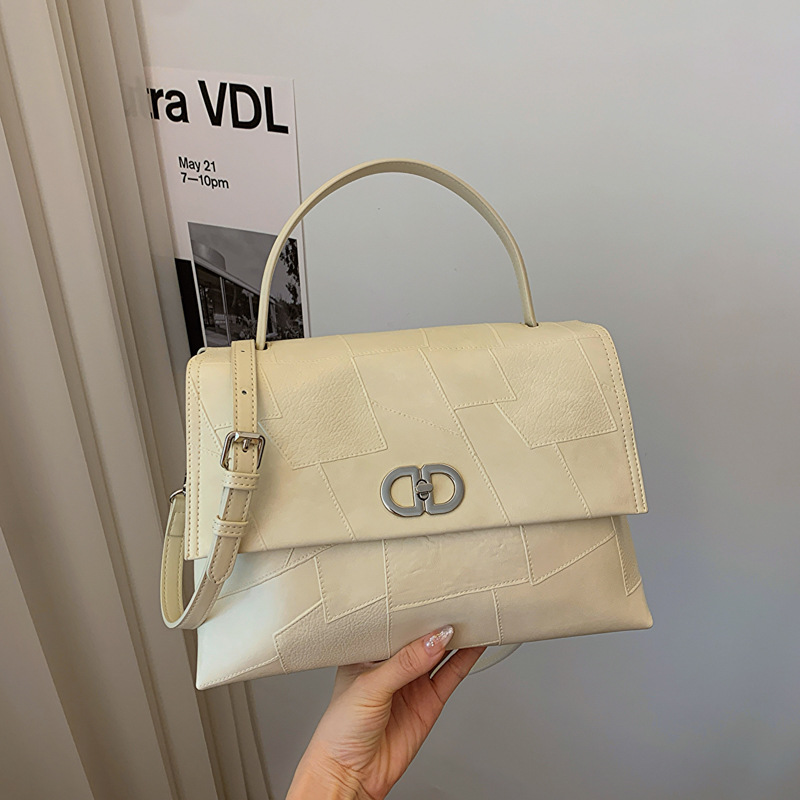 This niche design soft-leather large-capacity official handbag is a new fashion and versatile single-shoulder crossbody bag for women in 2025 full figure