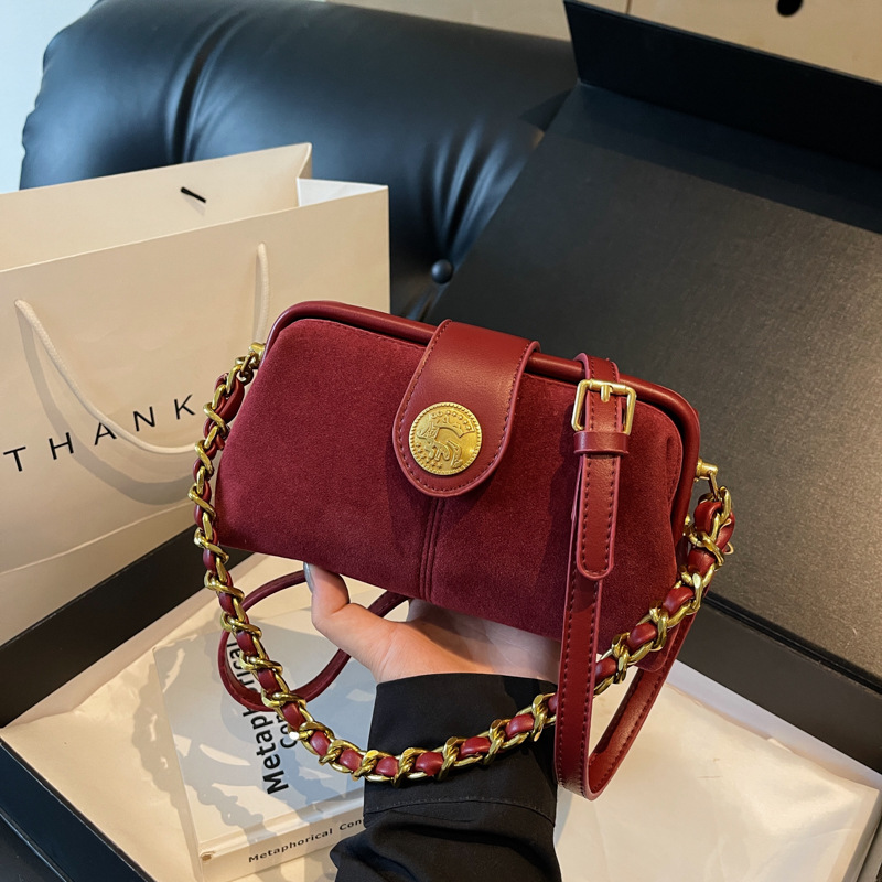 Cross-border retro fashion bag for women 2025 New style simple and casual pillow bag, high-end casual and versatile shoulder bag details Picture
