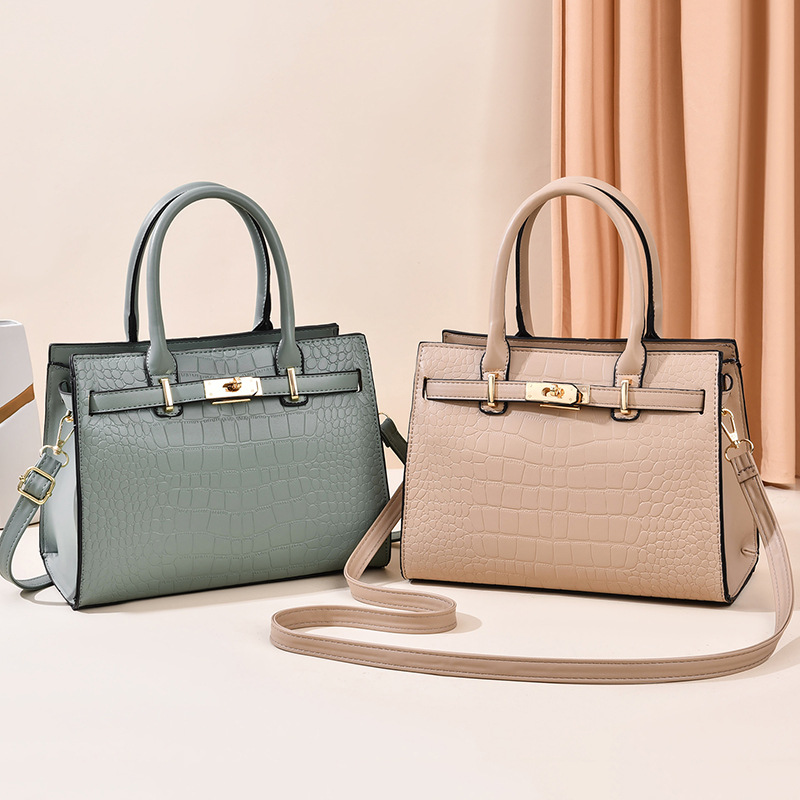 Women's large-capacity handbag 2024 new style, trendy crocodile pattern mom bag, fashionable crossbody bag, middle-aged women's bag consignment details Picture