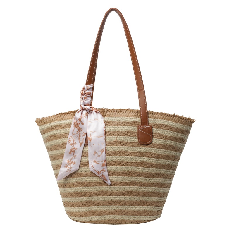 Summer woven straw vegetable basket bag for women, large capacity 2025 new versatile single-shoulder seaside vacation tote bag Item Picture