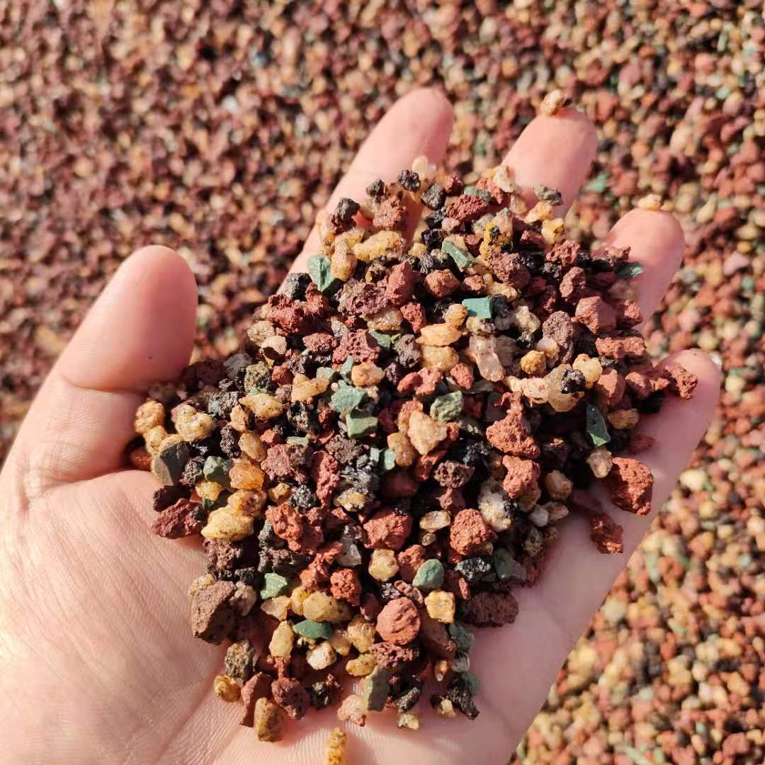 Wholesale rainbow stone particles for volcanic stone cultivation substrate, rainbow stone for succulent surface coating and soil mixing Application Scenario