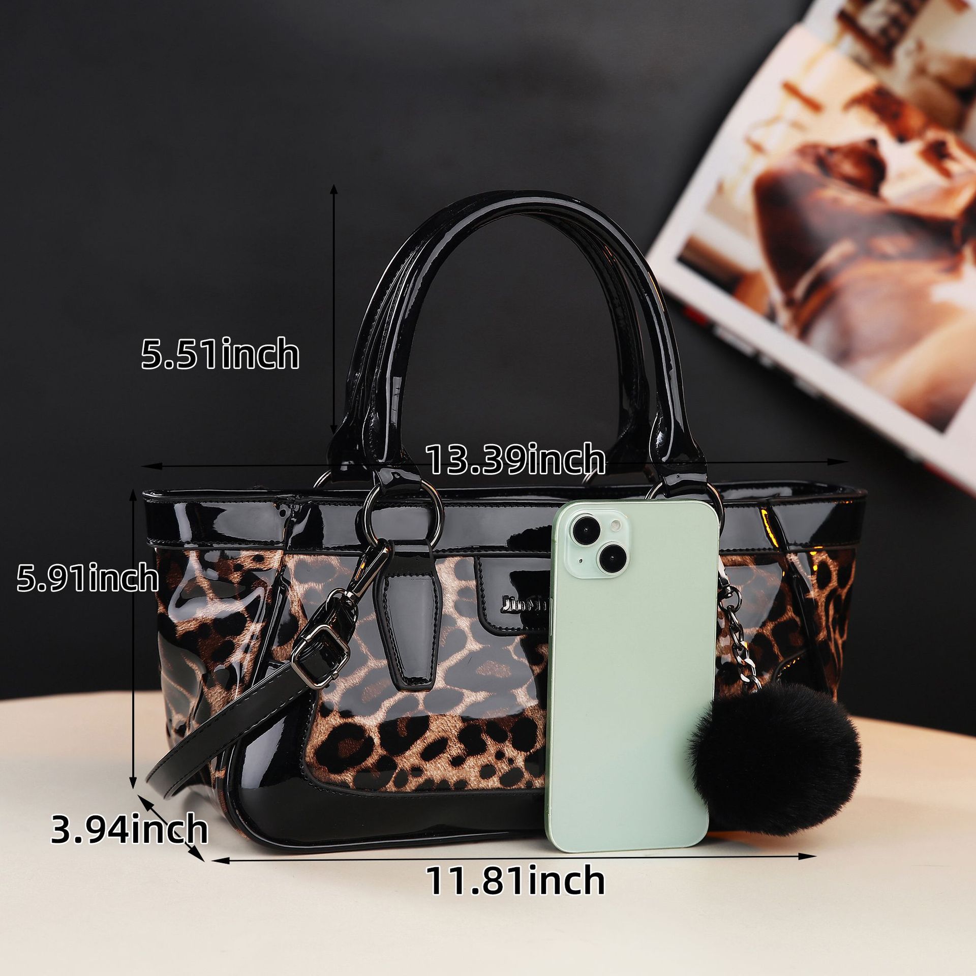A new cross-border best-selling retro patent leather tote bag with large capacity, personalized and fashionable leopard print single-shoulder crossbody details Picture