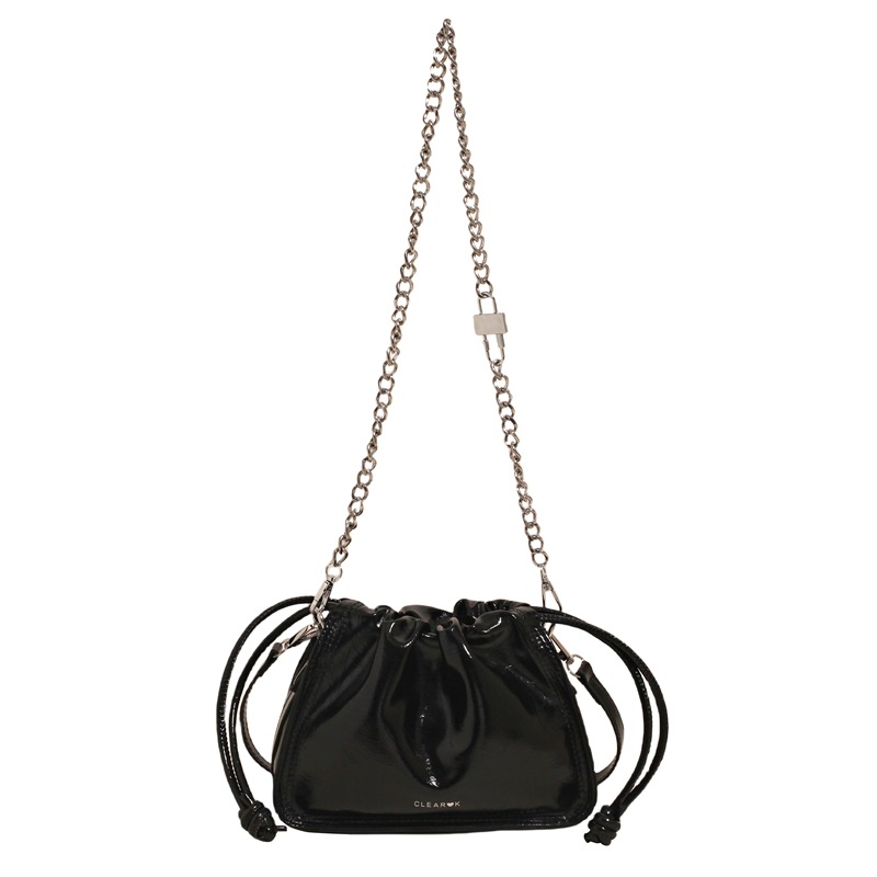 Fashionable solid-color casual and trendy bucket bag for women, 2025 new style, trendy and unique drawstring simple single-shoulder crossbody bag Item Picture