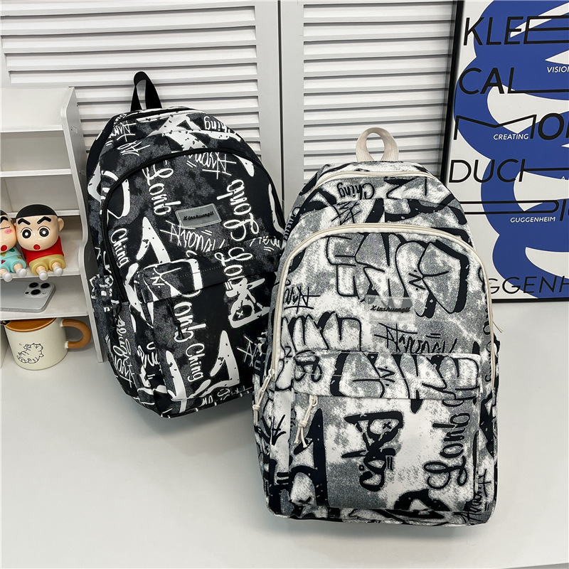 Niche design nylon trendy backpack, casual large-capacity backpack, Haraju-style college student crossbody bag Application Scenario