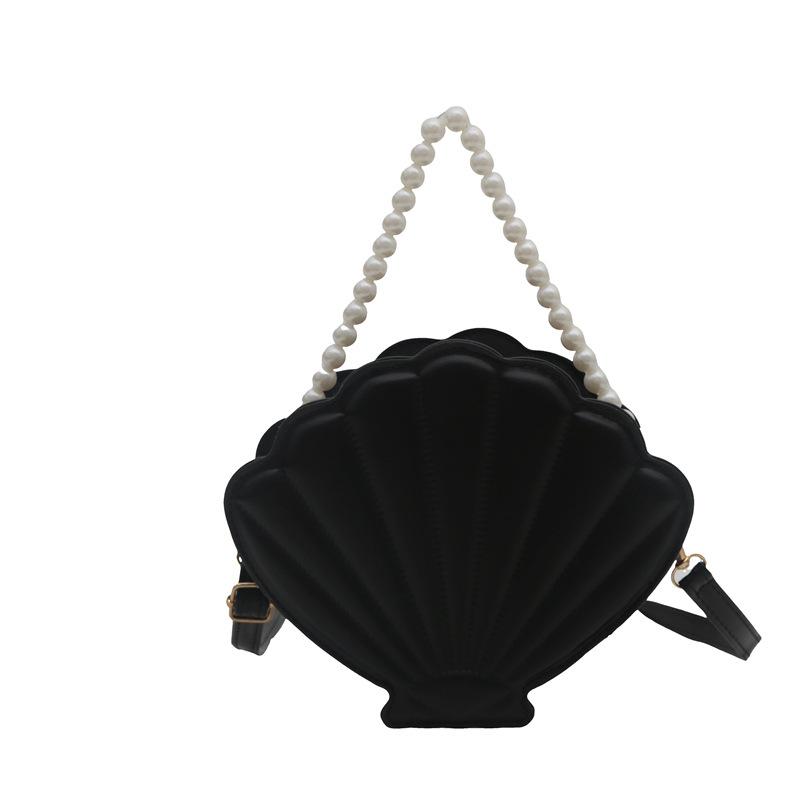 Single-shoulder bag with a unique and elegant design, chain crossbody bag, Korean style, French style, versatile and simple shell bag for commuting Item Picture