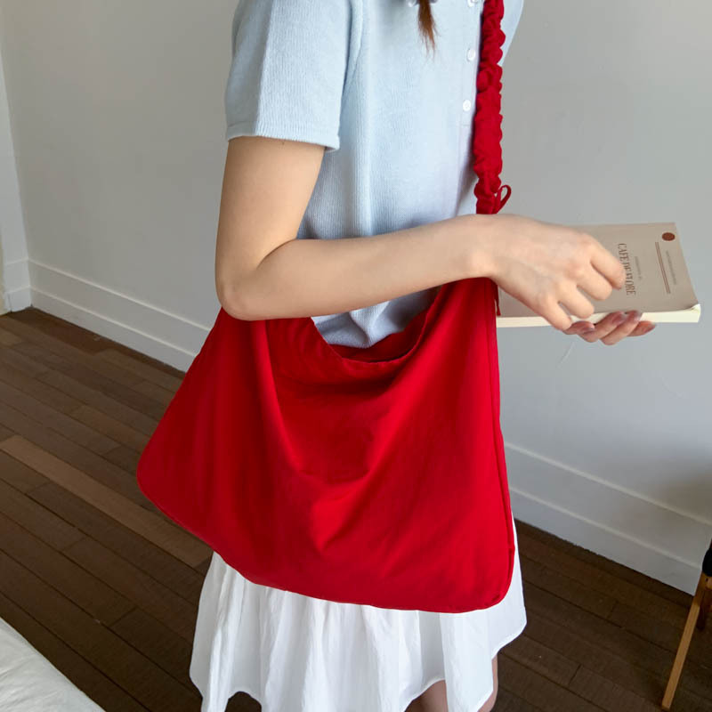 Pleated underarm bag, nylon tote bag, 2025 new trendy and fashionable Korean-style shoulder bag, versatile and large-capacity crossbody bag details Picture