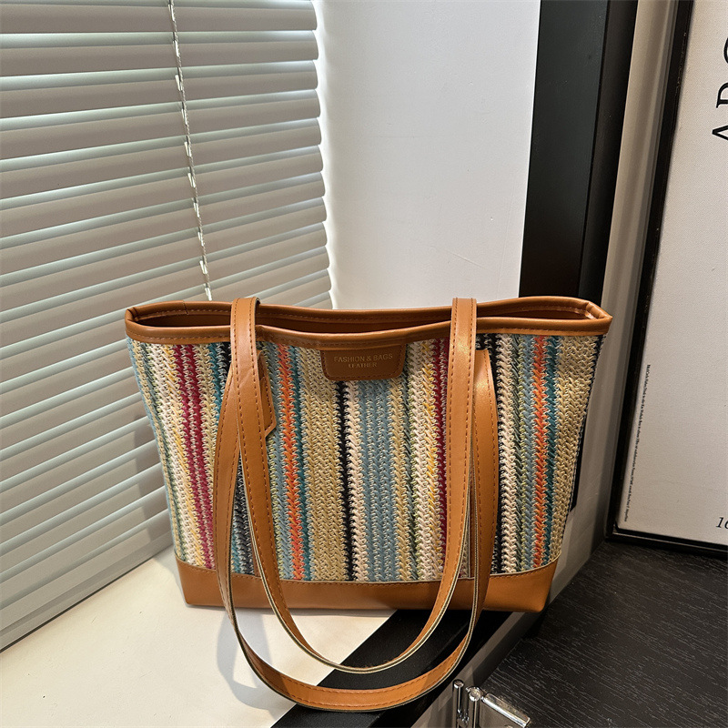 Trendy and fashionable straw woven bag 2025 Summer new style Korean-style patchwork women's bag, versatile single-shoulder bag, beach bag full figure
