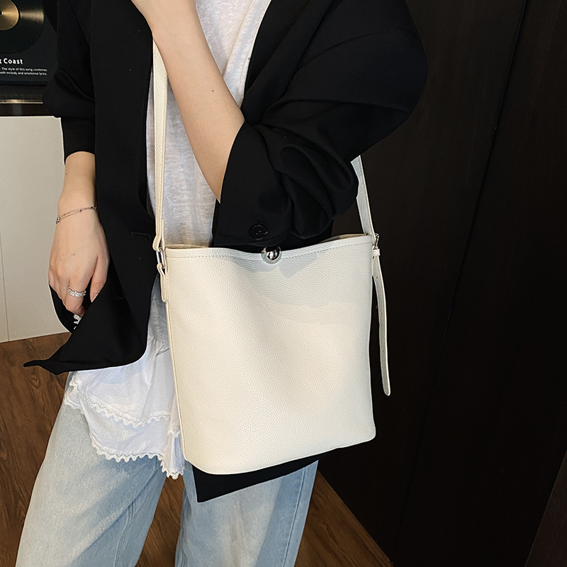 Cross-border retro and simple bucket bag for women, 2025 new style, high-end feel, large capacity, commuting fashion, lychee pattern single-shoulder bag Specification drawing