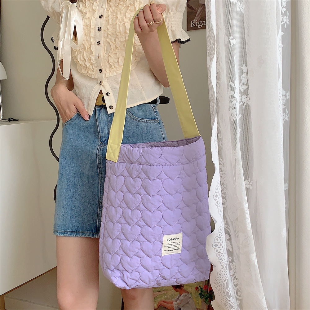 38241 ins New color-blocking single-shoulder bag for girls, practical large-capacity mommy bag, quilted single-shoulder bag for girls details Picture