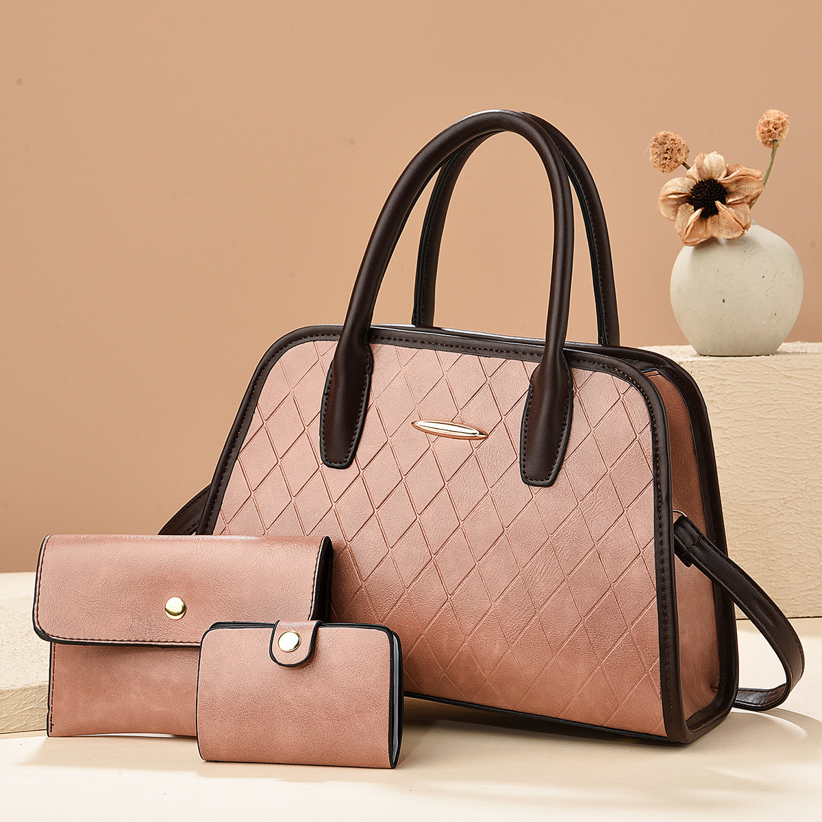 New diamond-patterned single-shoulder women's bag, large-capacity handbag, simple cross-border casual shoulder bag for women Application Scenario